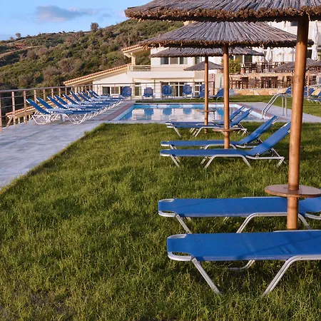 Filion Eco & מלון Evia