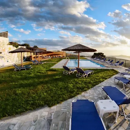 Filion Eco & מלון Evia
