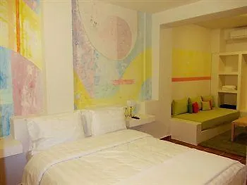Filion Eco & מלון 3*